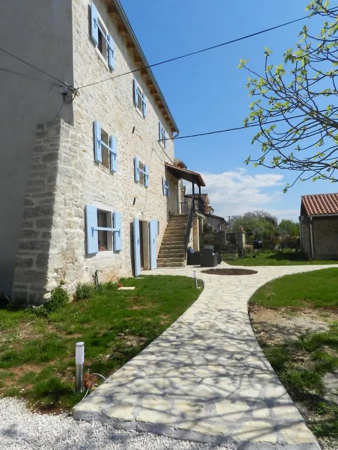 Villa Macini Modrušani Croacia